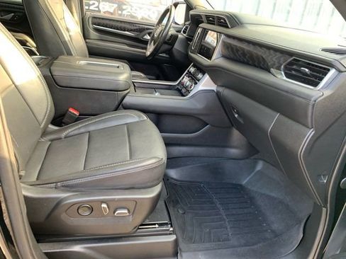Used 2022 GMC Yukon Denali w/ Max Trailering Package image 32