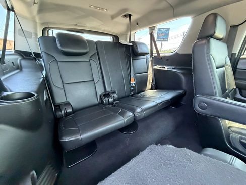 Used 2020 Chevrolet Suburban LT AWD/4WD image 14