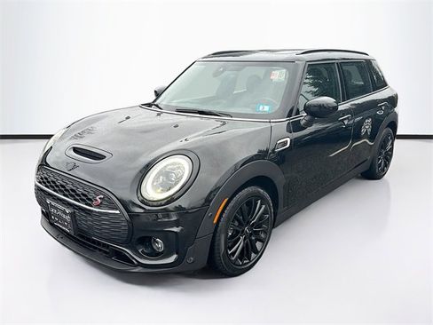 Certified 2023 MINI Cooper Clubman S image 1