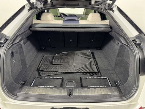 Used 2023 BMW X6 xDrive40i w/ Executive Package image 14