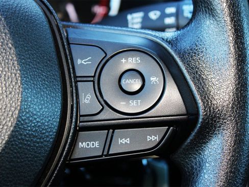 Used 2024 Toyota RAV4 LE image 27