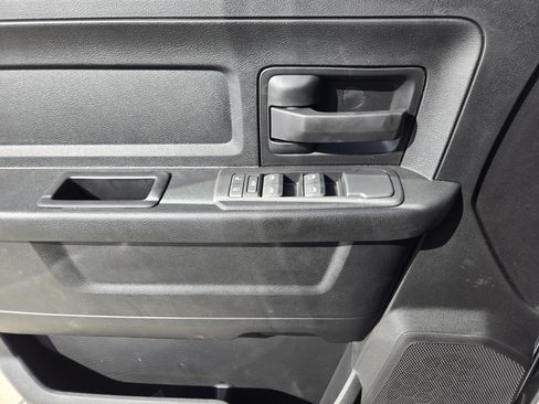 New 2026 RAM 2500 Tradesman w/ Chrome Appearance Group AWD/4WD image 17