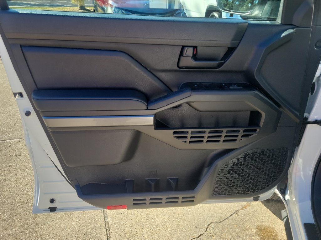 Certified 2026 Toyota Tacoma SR5 AWD/4WD image 13
