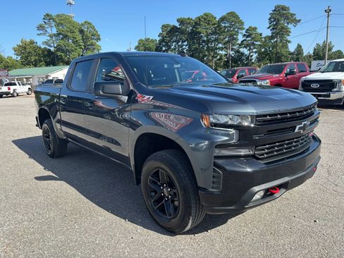 Used 2021 Chevrolet Silverado 1500 LT Trail Boss w/ Bed Protection Package AWD/4WD image 7