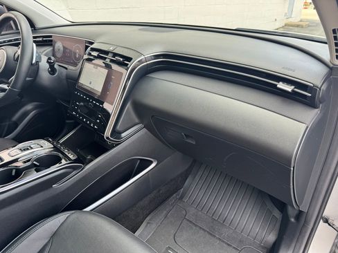 Used 2023 Hyundai Tucson Limited image 11