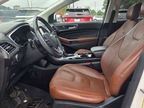 Used 2015 Ford Edge Titanium w/ Equipment Group 302A FWD image 5