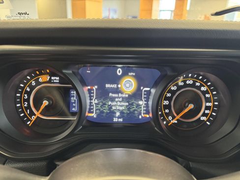 New 2025 Jeep Wrangler Unlimited Rubicon 392 image 18