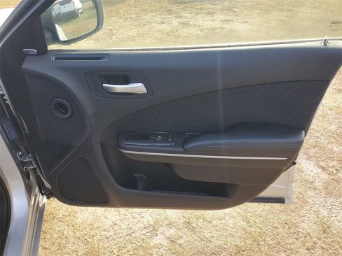 Used 2023 Dodge Charger SXT image 34