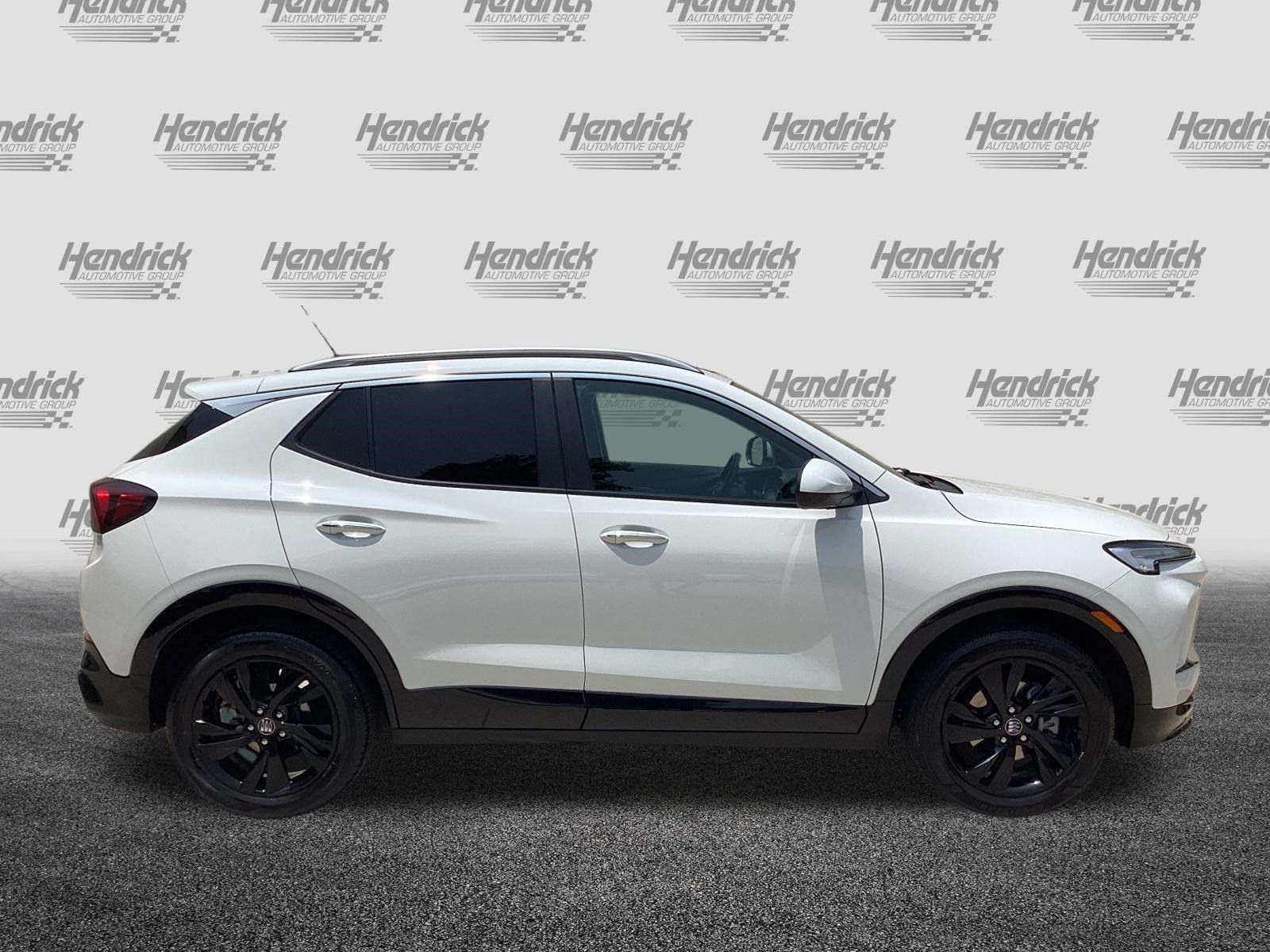 Used 2024 Buick Encore GX Sport Touring FWD image 10