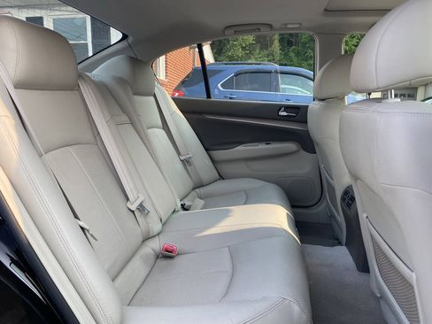 Used 2010 INFINITI G37 x Sedan w/ Premium Pkg AWD/4WD image 22