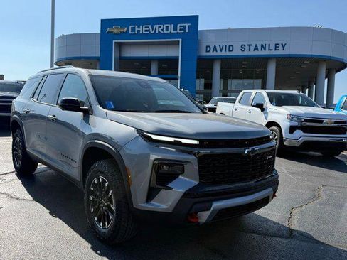 New 2026 Chevrolet Traverse Z71 w/ Driver Confidence Package image 1