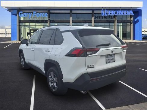 Used 2025 Toyota RAV4 XLE FWD image 3