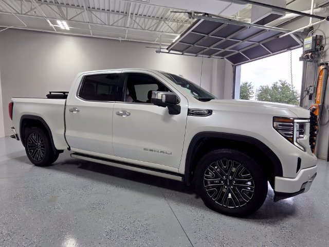 Used 2022 GMC Sierra 1500 Denali Ultimate AWD/4WD image 15