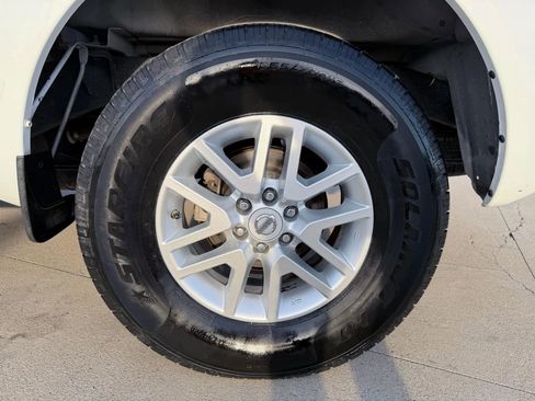 Used 2017 Nissan Frontier SV image 27