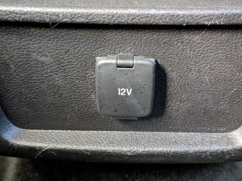 Used 2017 Ford Edge SEL w/ Equipment Group 201A image 16