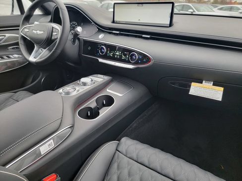 New 2025 Genesis GV70 3.5T Sport w/ Sport Advanced Package AWD/4WD image 34