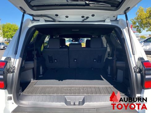 New 2026 Toyota 4Runner SR5 AWD/4WD image 9