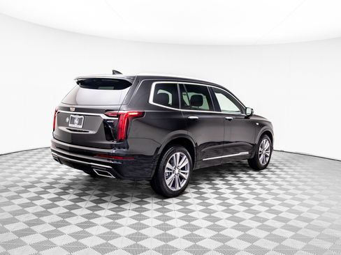 New 2025 Cadillac XT6 Premium Luxury image 7