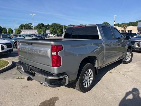 Used 2024 Chevrolet Silverado 1500 LT w/ Z71 Off-Road Package image 8
