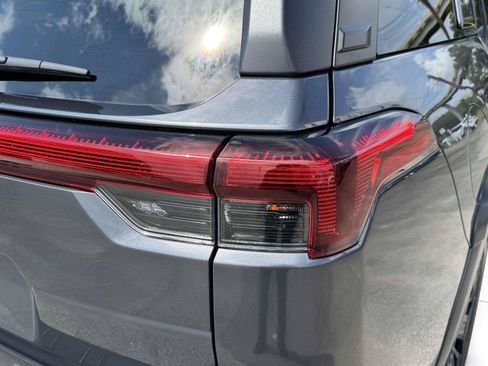 Used 2026 Subaru Outback Limited XT AWD/4WD image 16