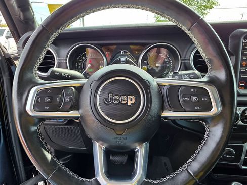Used 2023 Jeep Wrangler Unlimited Sahara w/ Cold Weather Group AWD/4WD image 16