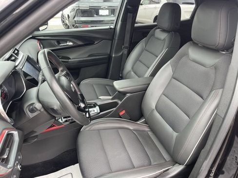 Used 2023 Chevrolet TrailBlazer RS w/ Sun and Liftgate Package AWD/4WD image 11