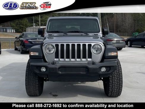 Used 2018 Jeep Wrangler Unlimited Sport S image 2