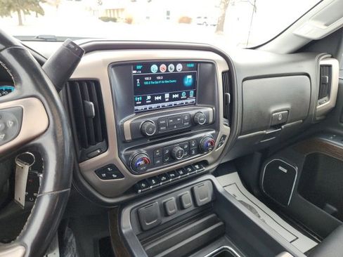 Used 2019 GMC Sierra 2500 Denali w/ Duramax Plus Package image 28