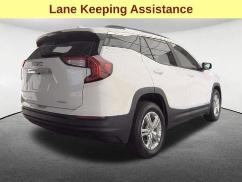 Used 2023 GMC Terrain SLE w/ Driver Convenience Package AWD/4WD image 5