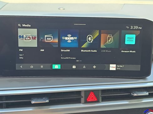 Used 2025 Kia Sorento SX FWD image 25