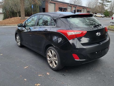 Used 2013 Hyundai Elantra GT w/ Touch & Go Pkg image 5