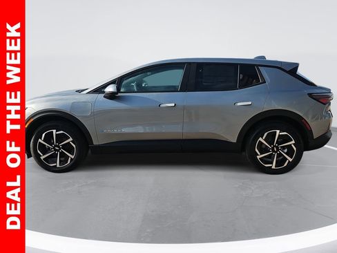 New 2026 Chevrolet Equinox EV LT image 6