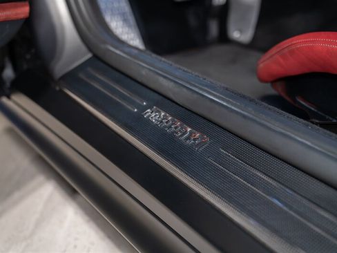 Used 2019 Ferrari 812 Superfast RWD image 19