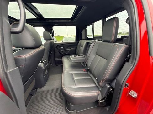 Used 2023 Nissan Titan PRO-4X w/ Pro-4x Convenience Package AWD/4WD image 19