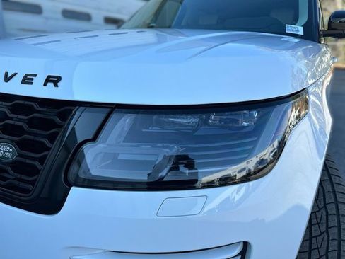 Used 2021 Land Rover Range Rover Westminster Edition image 9