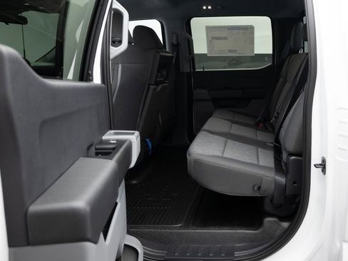 New 2026 Ford F450 XL w/ XL Chrome Package image 17