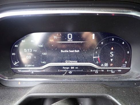 Used 2024 GMC Yukon XL AT4 w/ Technology Package AWD/4WD image 16