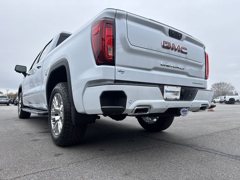 New 2026 GMC Sierra 1500 Denali w/ Technology Package AWD/4WD image 8