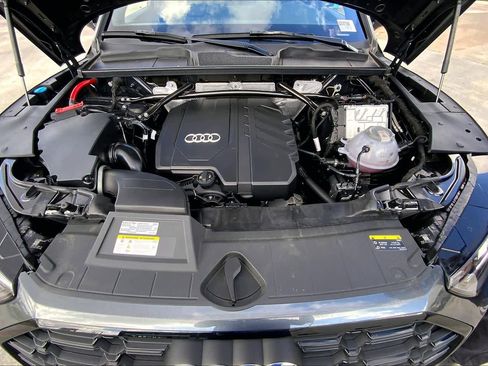 Used 2025 Audi Q5 2.0T Premium image 31