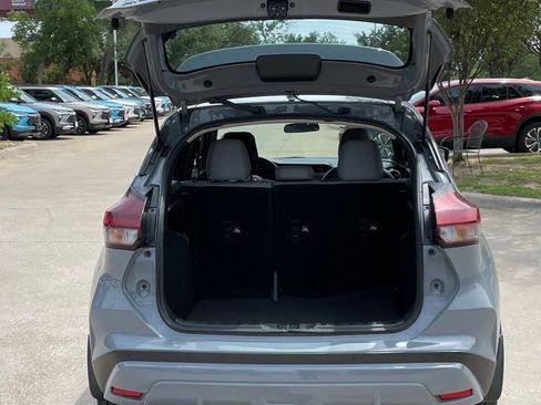 Used 2024 Nissan Kicks SR w/ SR Premium Package FWD image 26