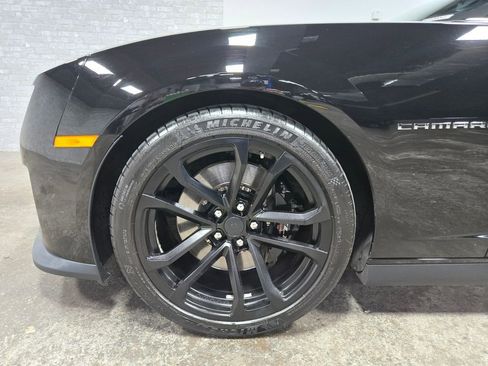 Used 2014 Chevrolet Camaro ZL1 RWD image 48