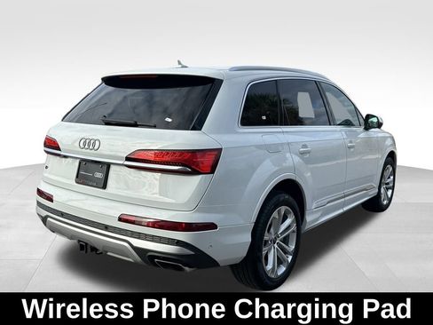 Used 2025 Audi Q7 2.0T Premium w/ Convenience Package image 5