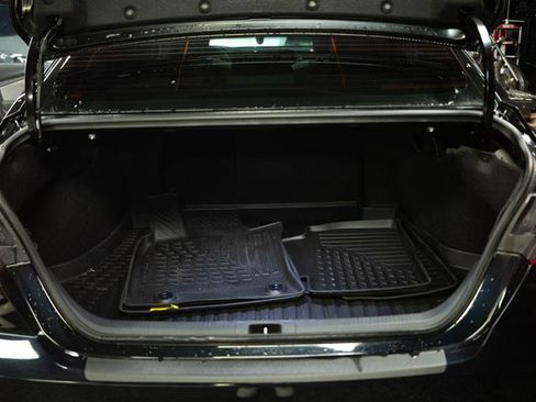 Used 2025 Toyota Camry SE w/ Multimedia Upgrade Package image 7