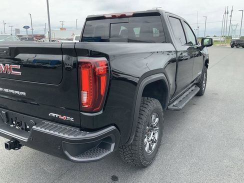 New 2025 GMC Sierra 1500 AT4X image 24
