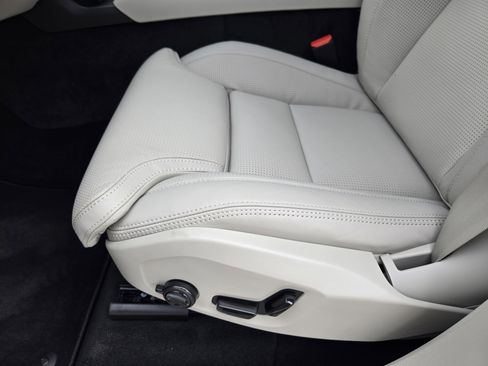 New 2026 Volvo XC90 B6 Ultra image 29