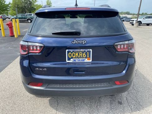 Used 2021 Jeep Compass Latitude AWD/4WD image 6