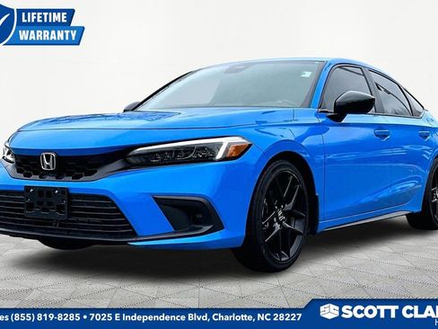 Used 2024 Honda Civic Sport image 3