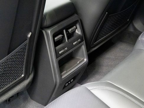 New 2026 Porsche Macan 4 Electric AWD/4WD image 20
