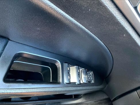 Used 2018 Ford Fusion SE w/ Fusion SE Technology Package FWD image 37