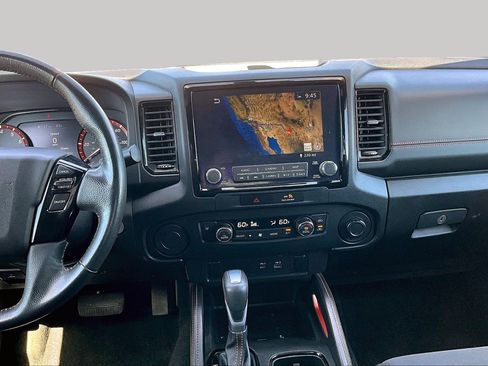 Used 2022 Nissan Frontier Pro-X RWD image 6